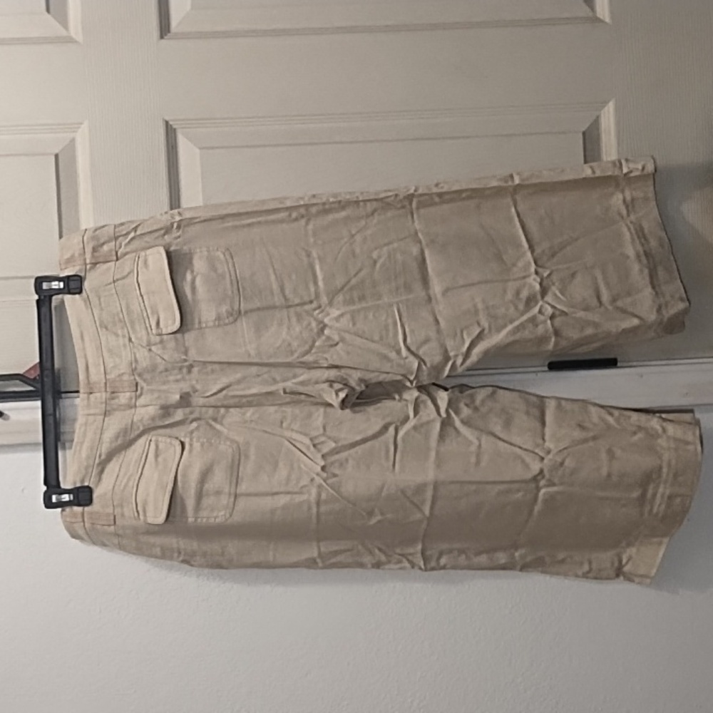 Larry Levine Cream Gouchos - Picture 3 of 4